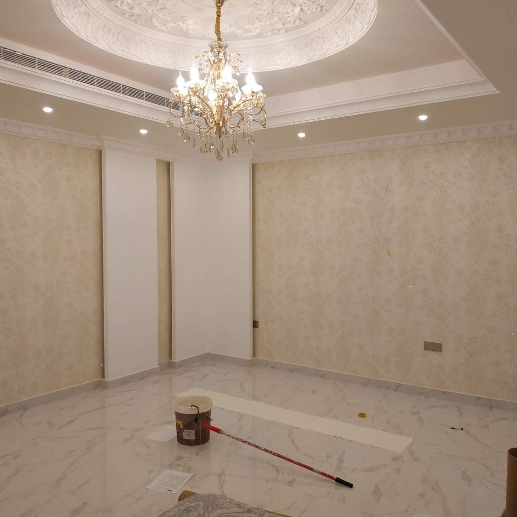 معلم تركيب ورق جدران بالدمام